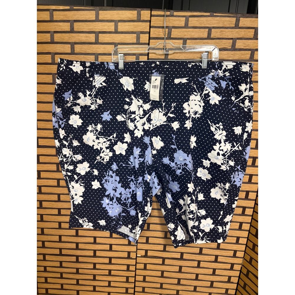 Lane Bryant Blue Floral Bermuda Shorts Size 28